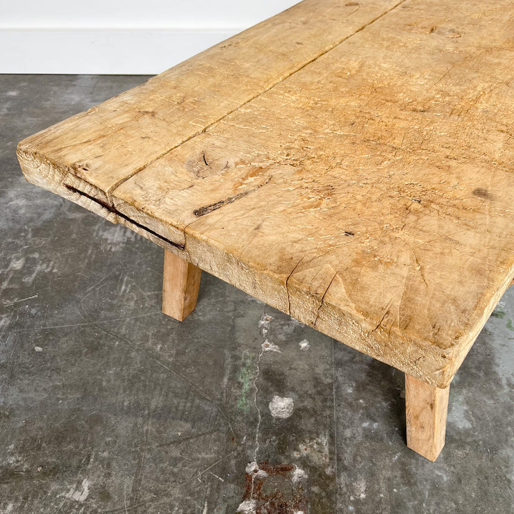COFFEE TABLE 53" X 25.5" X 18"