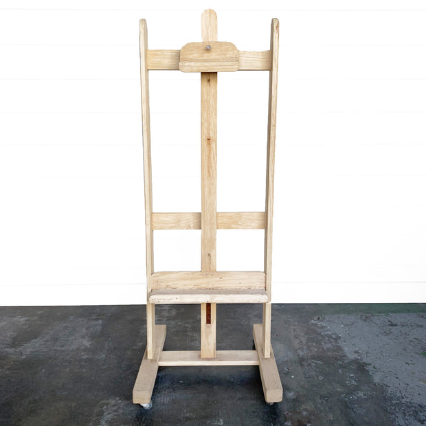 EASELS – Juxtaposition Home