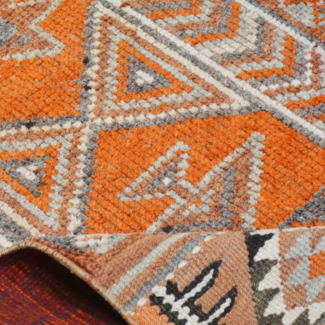RUGS | VINTAGE – Juxtaposition Home