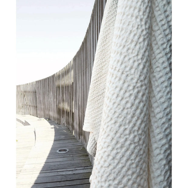 BIG WAFFLE TOWEL | WHITE